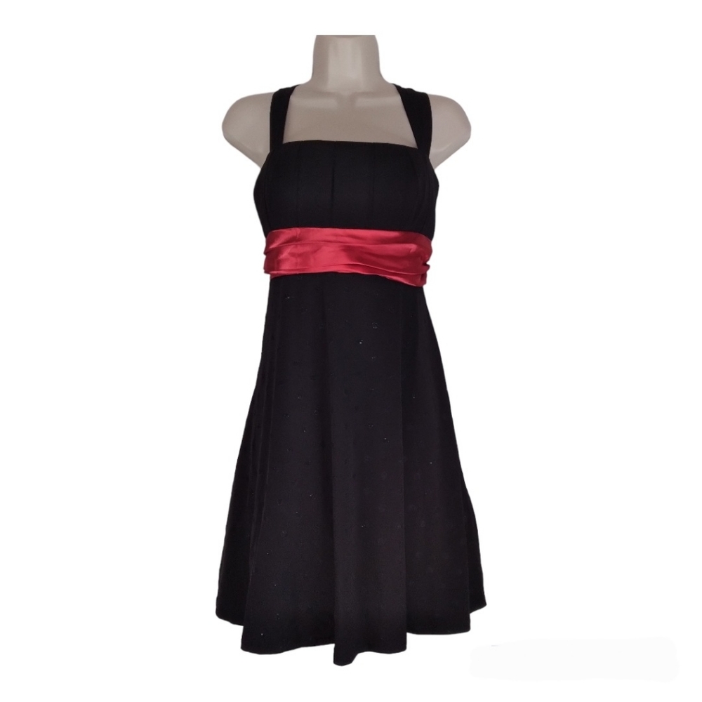 City Triangles Juniors' Dress #8944-N633 Empire Waist Size L Black & Red Sash